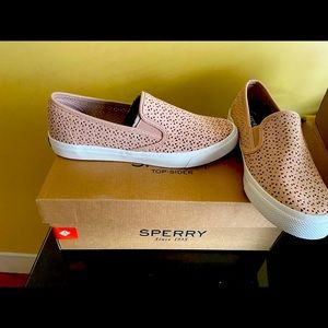 Sperry Seaside Rose Dust size 8